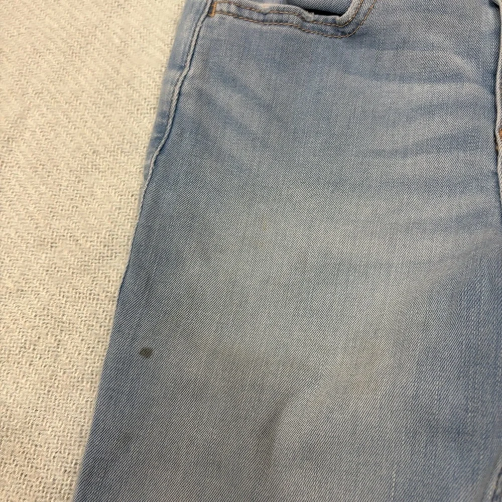 Abercrombie and Fitch Girls High Rise Flare Embroidered Jeans asz 11/12